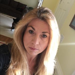 Meet your Posher, Karrie